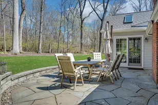 25 Yorke Rd, Mountain Lakes, NJ 07046 - Photo 23