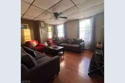 192 Edmund Ave, Paterson, NJ 07502 - Photo 9