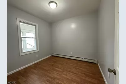 192 Edmund Ave, Paterson, NJ 07502 - Photo 3