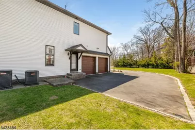 57 Walnut St, Livingston, NJ 07039 - Photo 39