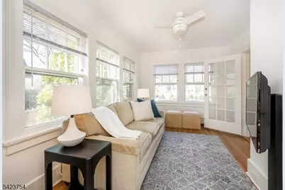 83 Essex Ave, Montclair, NJ 07042 - Photo 9