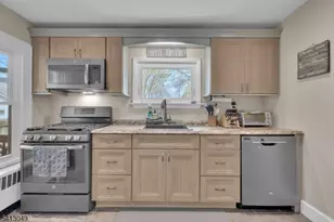 11 Youmans Ave, Washington Boro, NJ 07882 - Photo 15