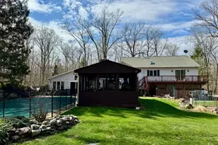 202 Millbrook Rd, Hardwick Township, NJ 07825 - Photo 11