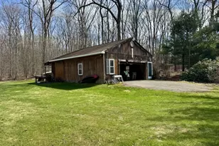 202 Millbrook Rd, Hardwick Township, NJ 07825 - Photo 9