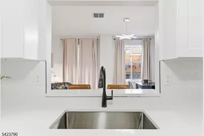 200 Paterson Ave 1A, East Rutherford, NJ 07073 - Photo 19