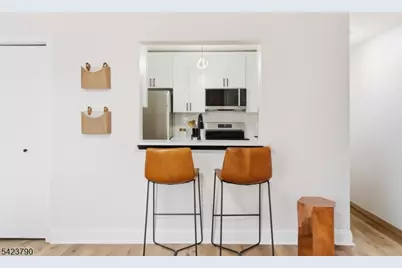 200 Paterson Ave 1A, East Rutherford, NJ 07073 - Photo 13