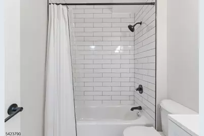 200 Paterson Ave 1A, East Rutherford, NJ 07073 - Photo 21