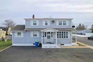 34 N 15th Ave, Manville, NJ 08835 - Photo 3