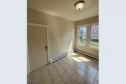 326 Field Pl #2L, Hillside, NJ 07205 - Photo 7