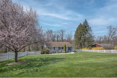 64 W Rayburn Rd, Long Hill Township, NJ 07946 - Photo 27