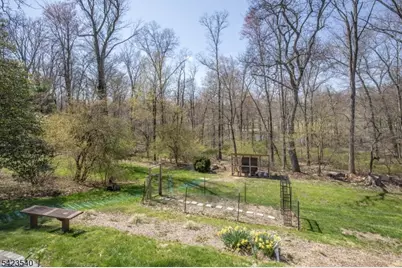 64 W Rayburn Rd, Long Hill Township, NJ 07946 - Photo 21