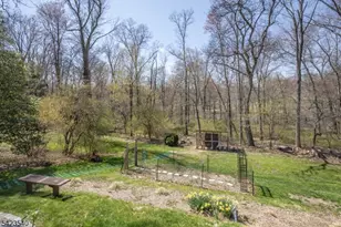 64 W Rayburn Rd, Long Hill Township, NJ 07946 - Photo 21