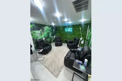 423 Amboy Ave, Woodbridge Township, NJ 07095 - Photo 9