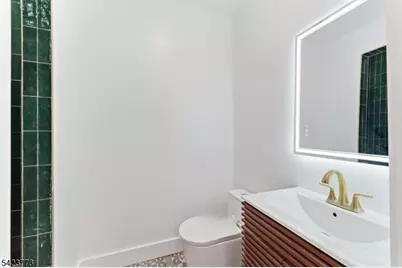 113 Oak St, Jersey City, NJ 07304 - Photo 17