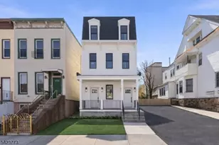 113 Oak St, Jersey City, NJ 07304 - Photo 11