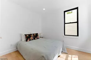 113 Oak St, Jersey City, NJ 07304 - Photo 27