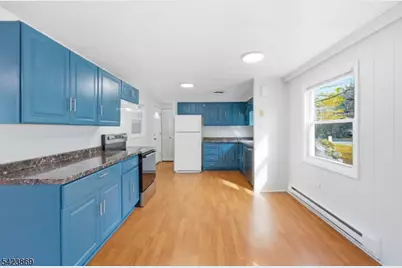 12 Watergate Dr, High Bridge, NJ 08829 - Photo 7