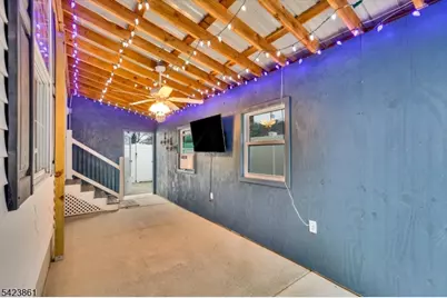 111 N Laurel St, Buena, NJ 08326 - Photo 31