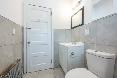 129 Howard Ave, Passaic, NJ 07055 - Photo 43