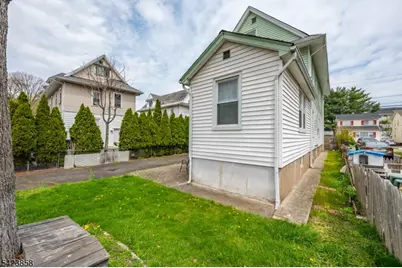 129 Howard Ave, Passaic, NJ 07055 - Photo 47