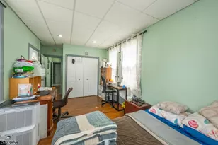 129 Howard Ave, Passaic, NJ 07055 - Photo 13