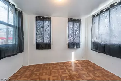 129 Howard Ave, Passaic, NJ 07055 - Photo 41