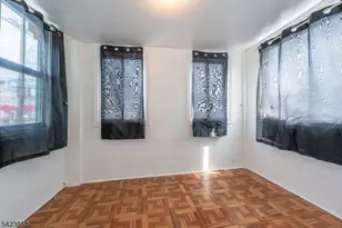 129 Howard Ave, Passaic, NJ 07055 - Photo 41