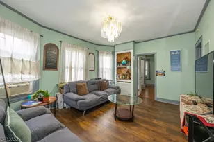 129 Howard Ave, Passaic, NJ 07055 - Photo 5