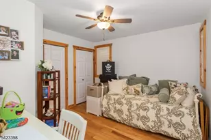 1046 Lakeside Dr E, Vernon, NJ 07422 - Photo 21