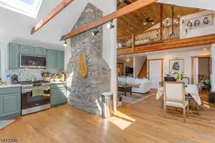 1046 Lakeside Dr E, Vernon, NJ 07422 - Photo 17