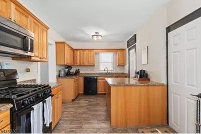 33 Woodside Ave, Newton, NJ 07860 - Photo 5