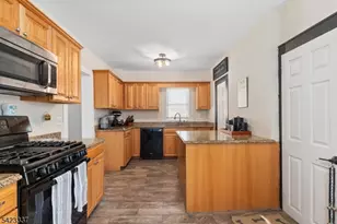 33 Woodside Ave, Newton, NJ 07860 - Photo 5