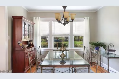 24 Greaves Pl, Cranford Township, NJ 07016 - Photo 9