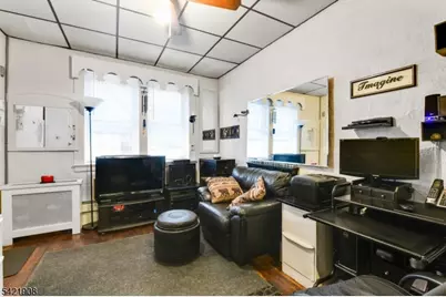 137 Valley Rd, Montclair, NJ 07042 - Photo 15