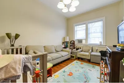 137 Valley Rd, Montclair, NJ 07042 - Photo 5