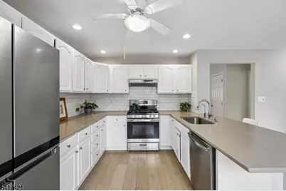 55 Greenbrook Dr #55, Bloomfield, NJ 07003 - Photo 15