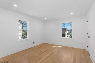 325 Hollywood Ave, Hillside, NJ 07205 - Photo 15