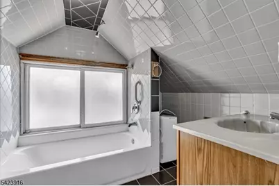 633 McGillvray Pl, Linden, NJ 07036 - Photo 11