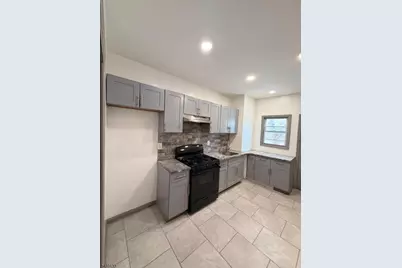 133 Mallory Ave, Jersey City, NJ 07304 - Photo 3