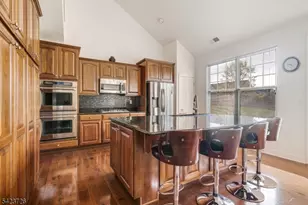 90 Schindler Ct, Franklin Township, NJ 08873 - Photo 11