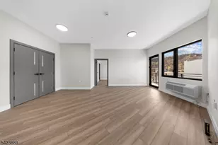 87 Mary St, Paterson, NJ 07503 - Photo 3