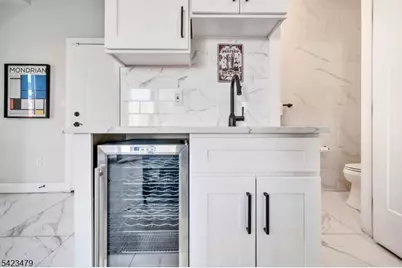 209 Bowers St, Jersey City, NJ 07307 - Photo 25