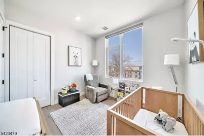 209 Bowers St, Jersey City, NJ 07307 - Photo 41