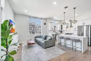 209 Bowers St, Jersey City, NJ 07307 - Photo 17