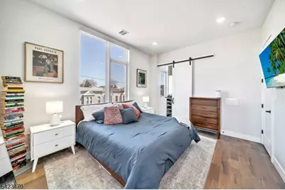 209 Bowers St, Jersey City, NJ 07307 - Photo 33