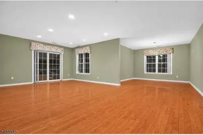 2210 Johnson Dr, Rockaway Township, NJ 07866 - Photo 7