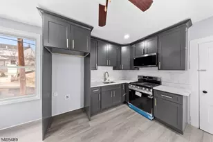 437 Morrissee Ave, Haledon, NJ 07508 - Photo 3