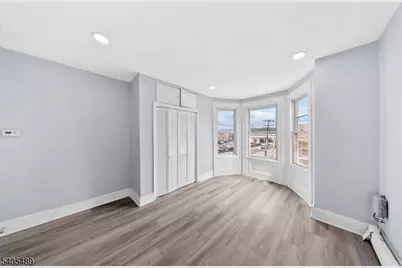 437 Morrissee Ave, Haledon, NJ 07508 - Photo 13