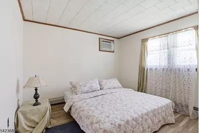 584 Lehigh Ave, Union Township, NJ 07083 - Photo 13