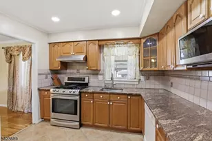 584 Lehigh Ave, Union Township, NJ 07083 - Photo 7